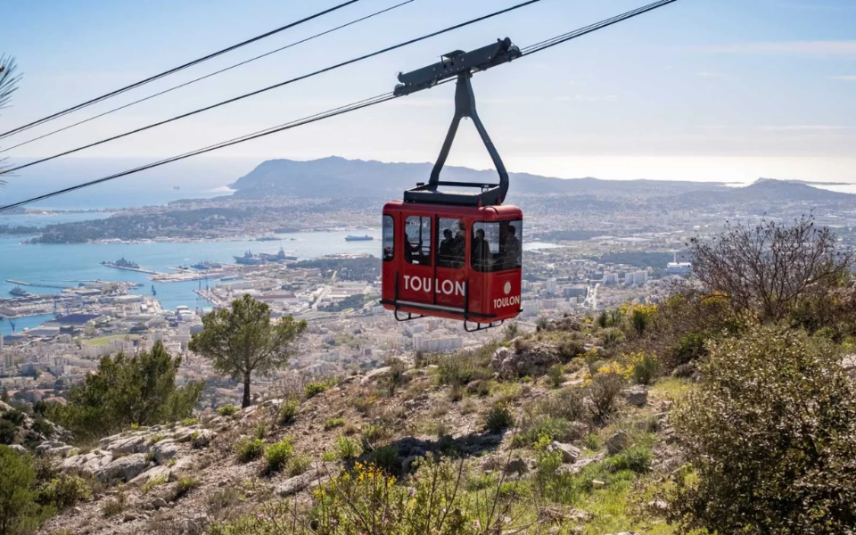 depannage pneu poids lourd à Toulon (83000)