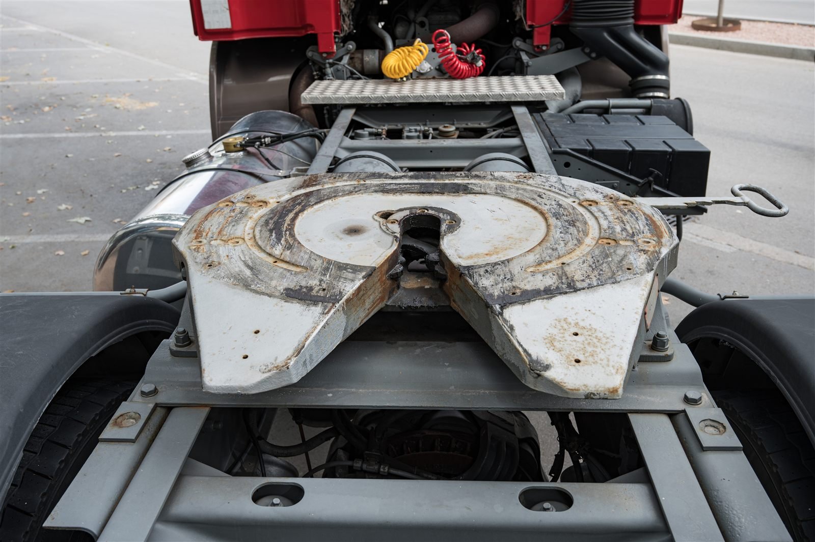 Remorquage tracteur seul ou semi-remorque seule : la procédure pro Remorquage tracteur seul ou semi-remorque seule : la procédure pro